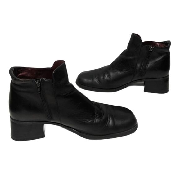 SANTANA CANADA Waterproof Block Heel Ankle Boots - Picture 4 of 9